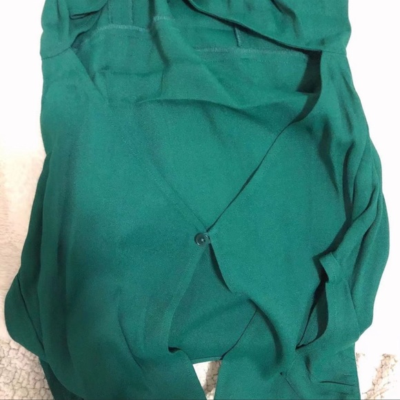 💚Reformation Gavin Dress Emerald💚 - Picture 8 of 9